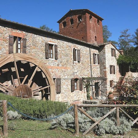 Agriturismo Il Mulino Delle Pile Chiusdino Bagian luar foto