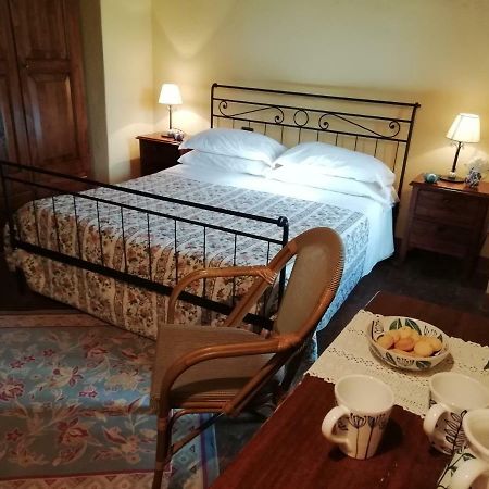 Agriturismo Il Mulino Delle Pile Chiusdino Bagian luar foto