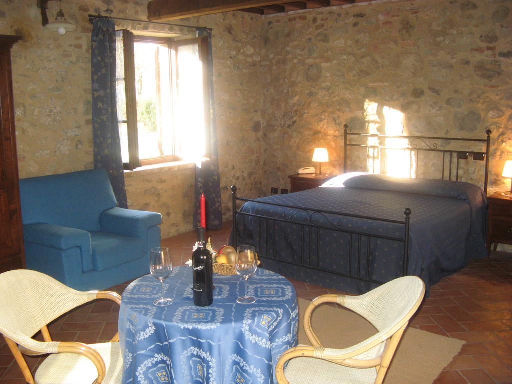 Agriturismo Il Mulino Delle Pile Chiusdino Ruang foto