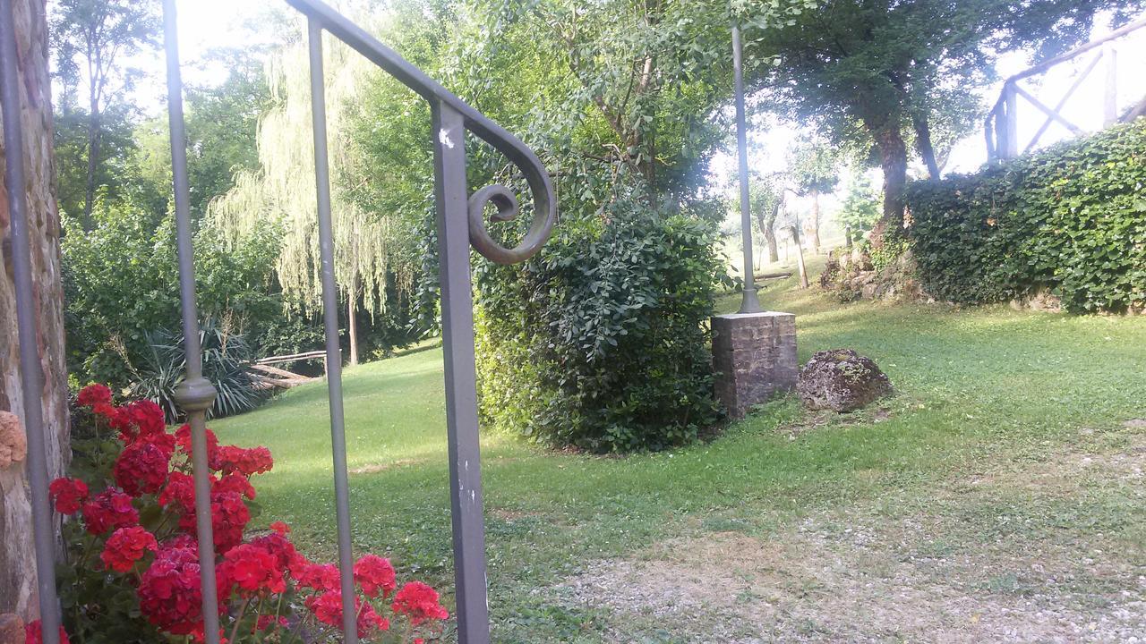 Agriturismo Il Mulino Delle Pile Chiusdino Bagian luar foto