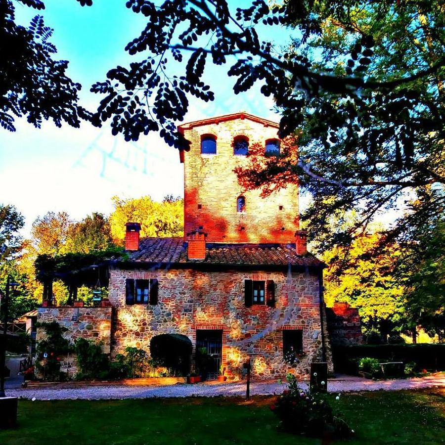 Agriturismo Il Mulino Delle Pile Chiusdino Bagian luar foto