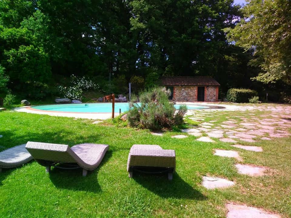 Agriturismo Il Mulino Delle Pile Chiusdino Bagian luar foto