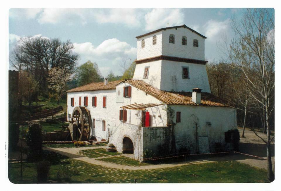 Agriturismo Il Mulino Delle Pile Chiusdino Bagian luar foto